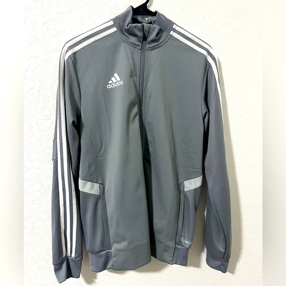 Adidas men sweater size small new with tags